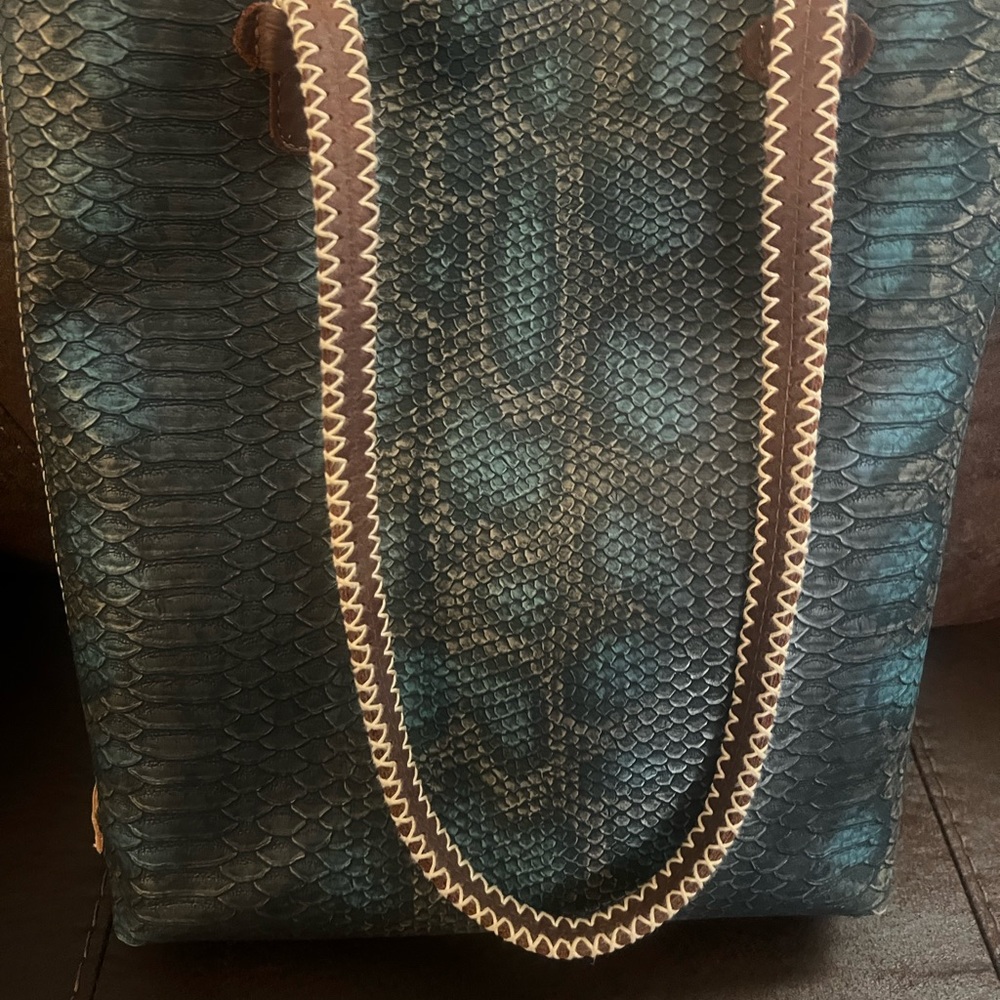 Consuela Snake Skin (look) purse. Good used condition.